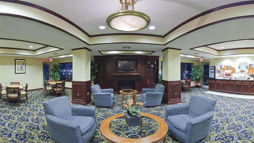 Holiday Inn Express & Suites San Antonio West Sea World Area By Ihg Exterior foto