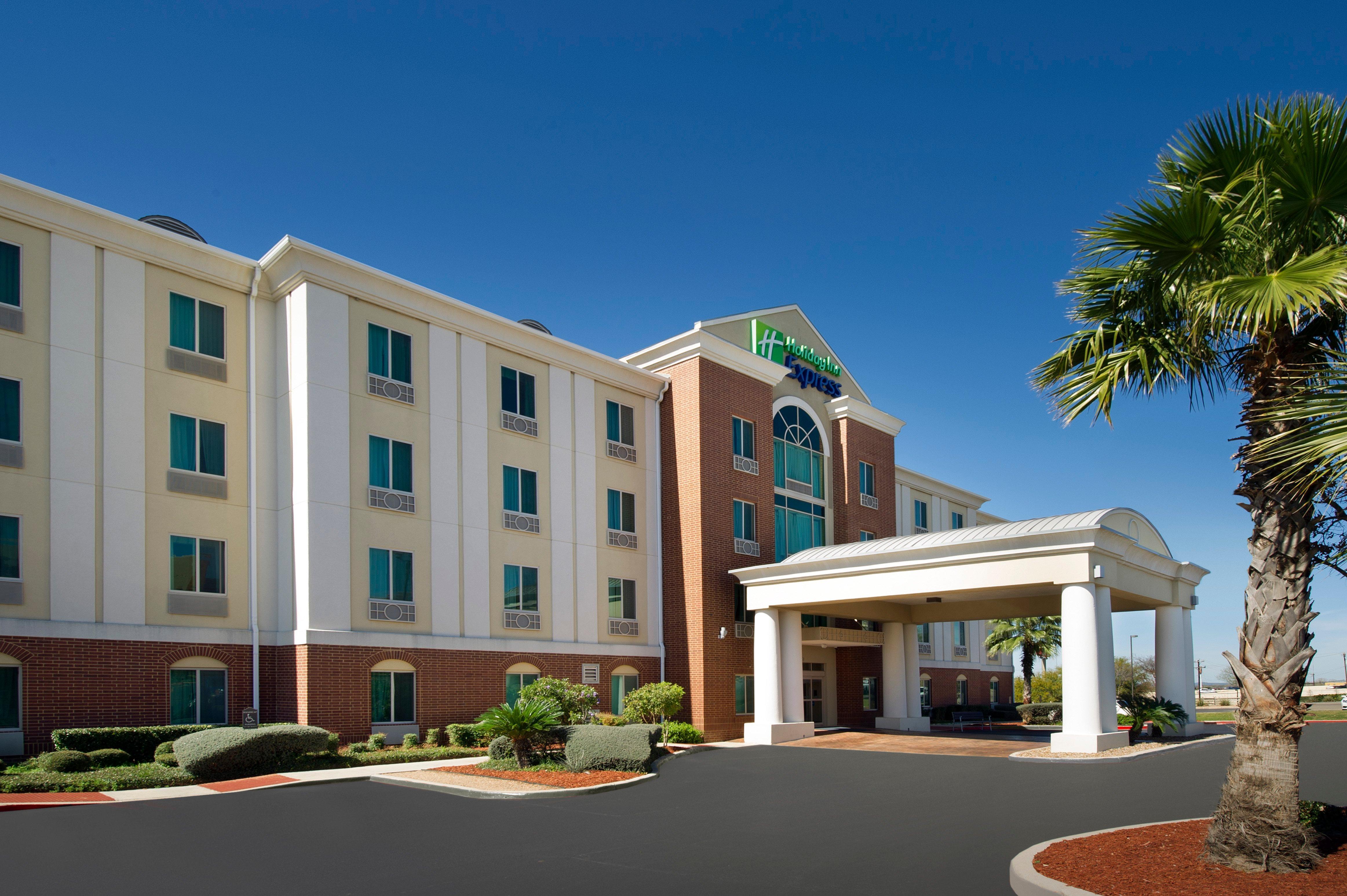 Holiday Inn Express & Suites San Antonio West Sea World Area By Ihg Exterior foto