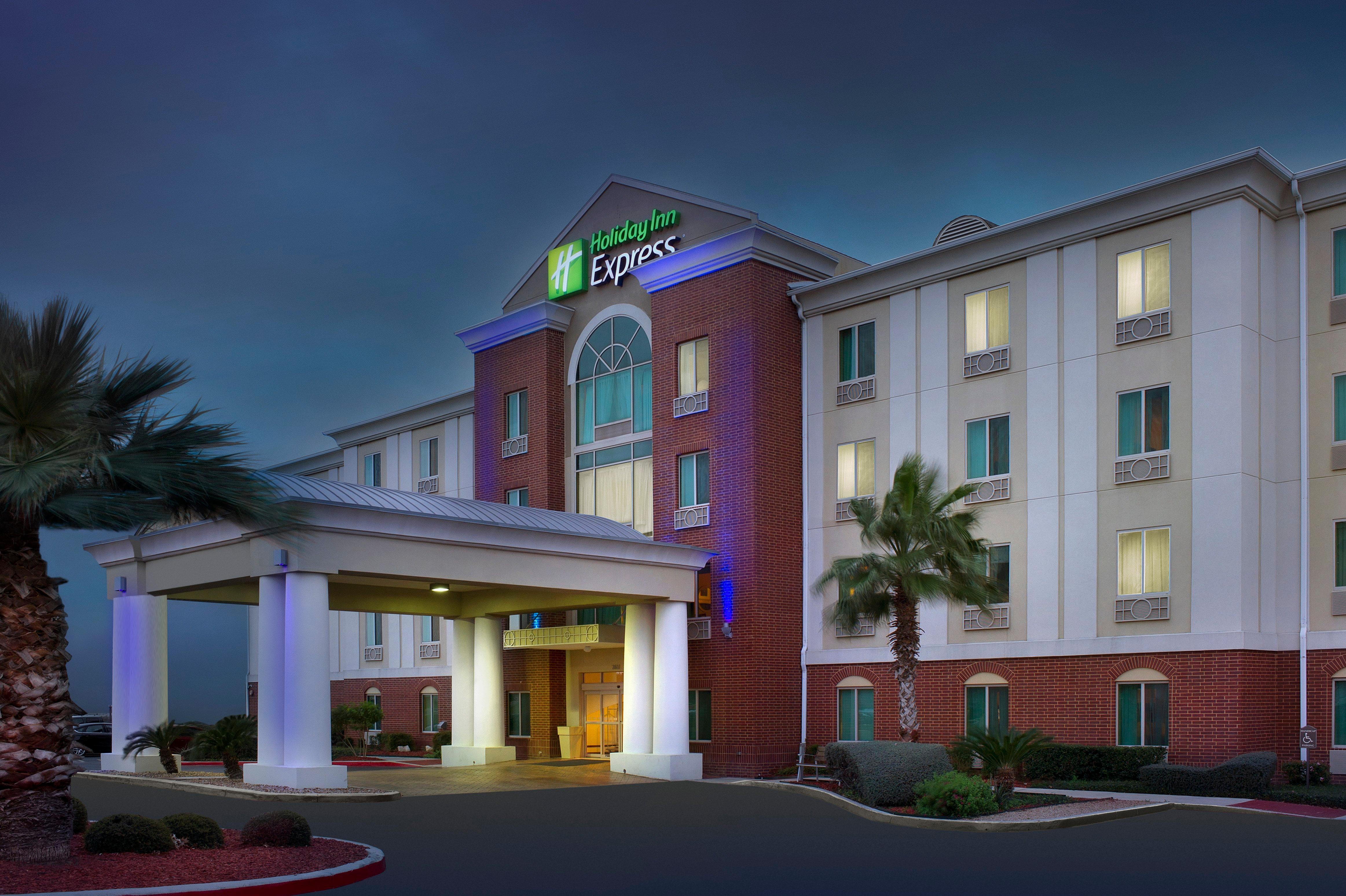 Holiday Inn Express & Suites San Antonio West Sea World Area By Ihg Exterior foto