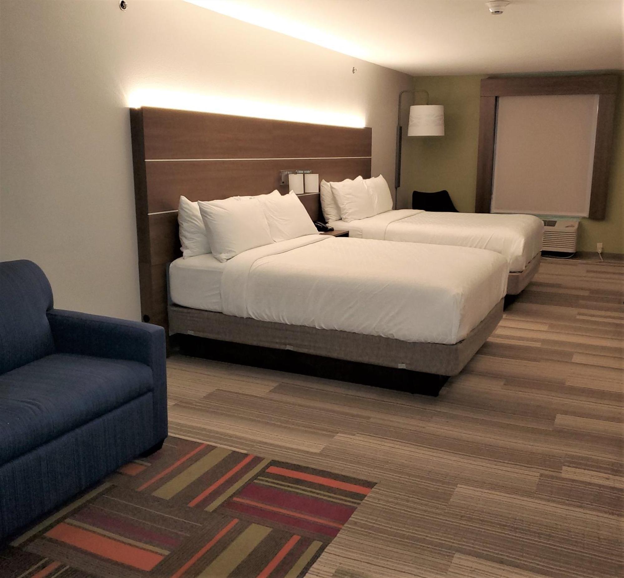 Holiday Inn Express & Suites San Antonio West Sea World Area By Ihg Exterior foto