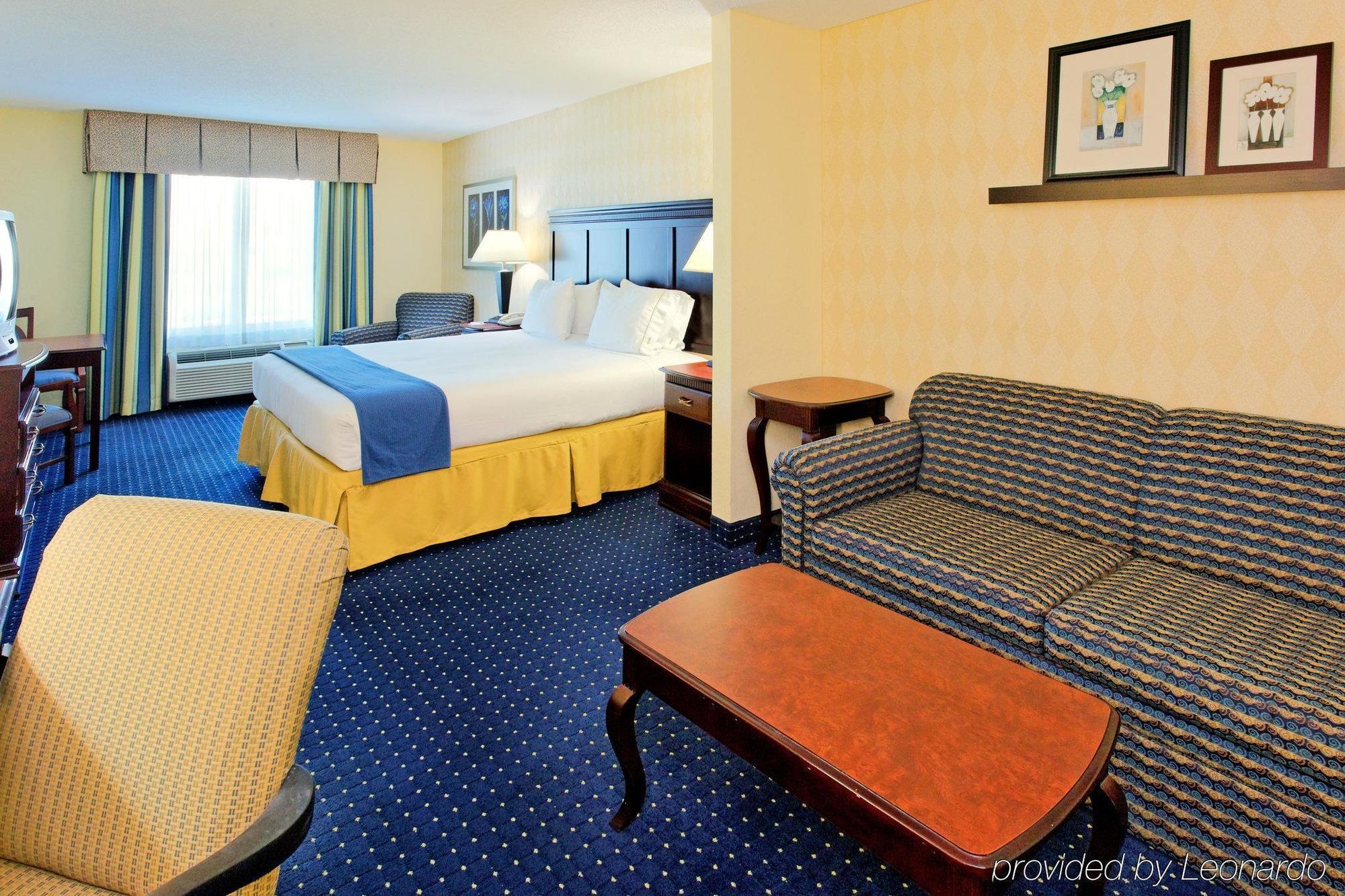 Holiday Inn Express & Suites San Antonio West Sea World Area By Ihg Exterior foto