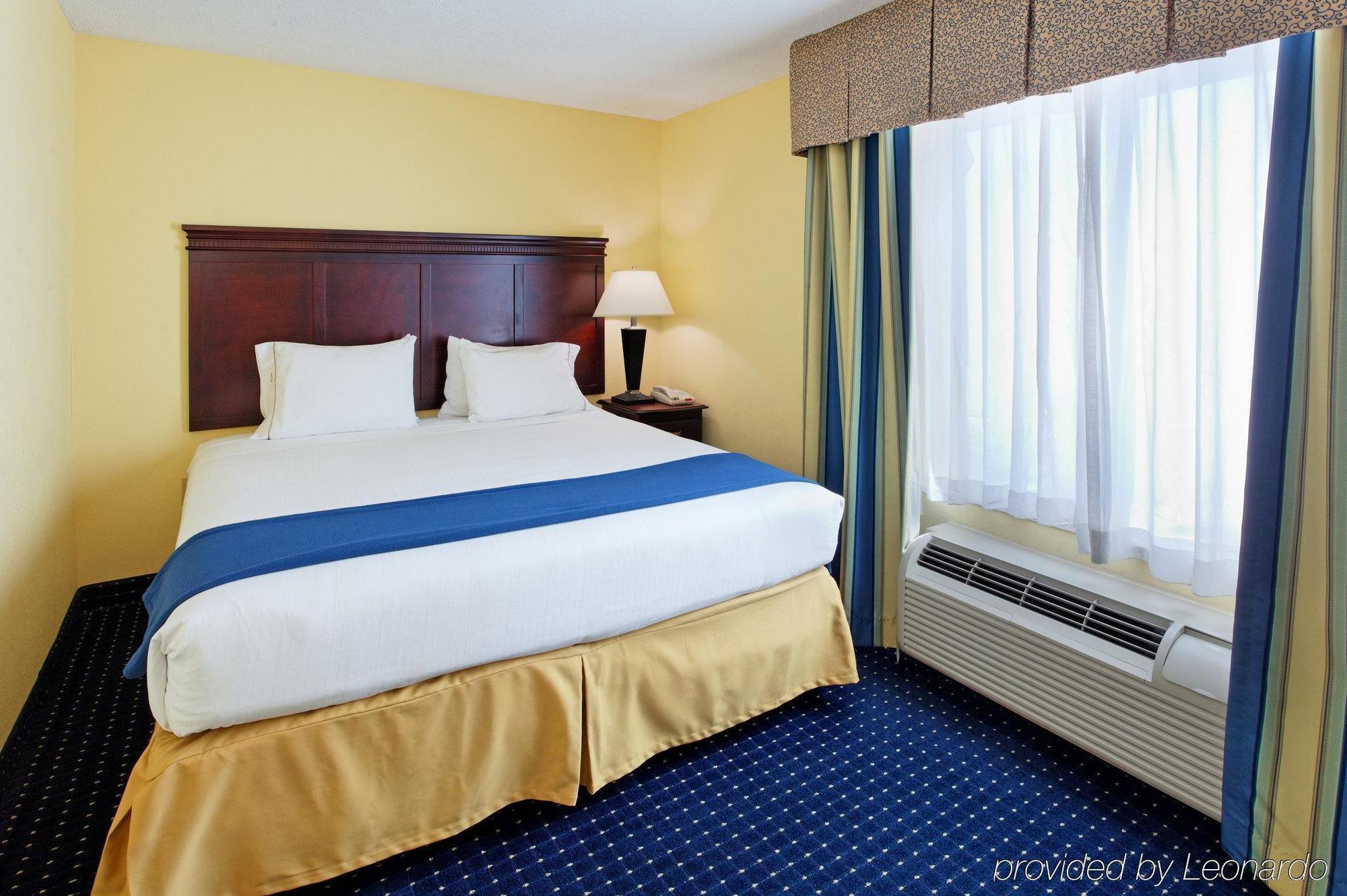 Holiday Inn Express & Suites San Antonio West Sea World Area By Ihg Exterior foto